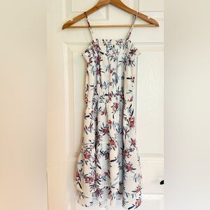 Size S women’s White Floral Strappy  Dress